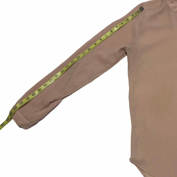 CHARLOTTE Russe Peach Split Neck Blouse Size Large - Picture 7 of 12